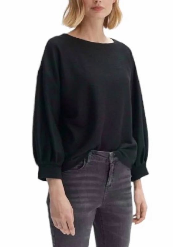 Soft Round Neck Top In Black