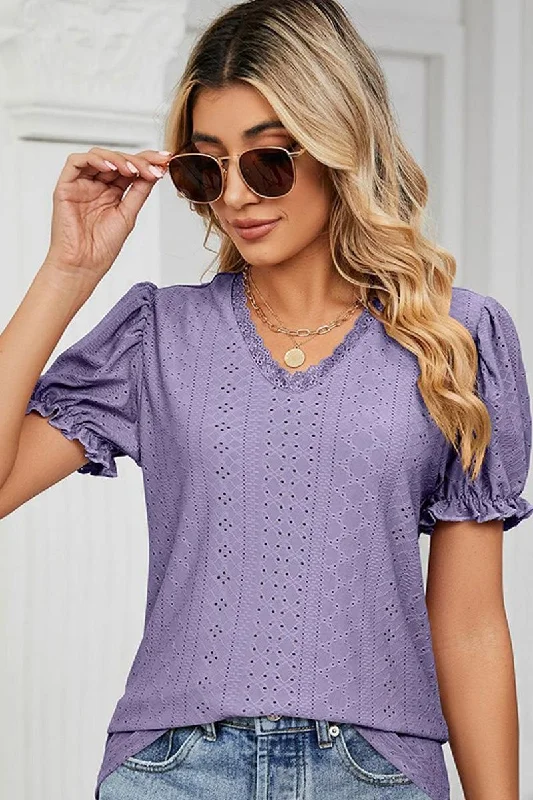 PUNCHING LACE PUFF SHORT SLEEVE TOP