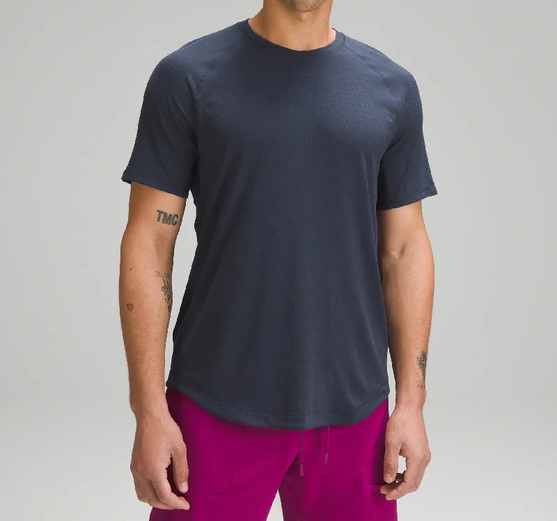 Lululemon License to Train Short Sleeve